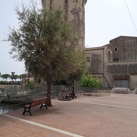 Casa Vacanze Torre Di Mola Formia Eksteriør billede
