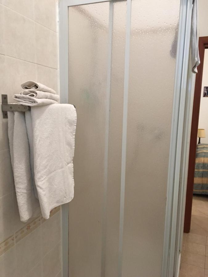 Casa Vacanze Torre Di Mola Formia Eksteriør billede